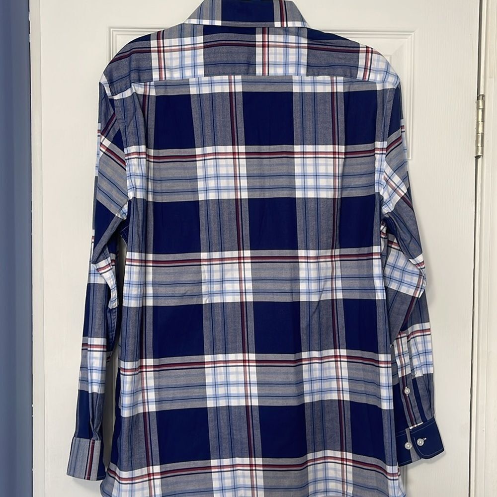 men’s Tommy Hilfiger button down shirt - Picture 2 of 3